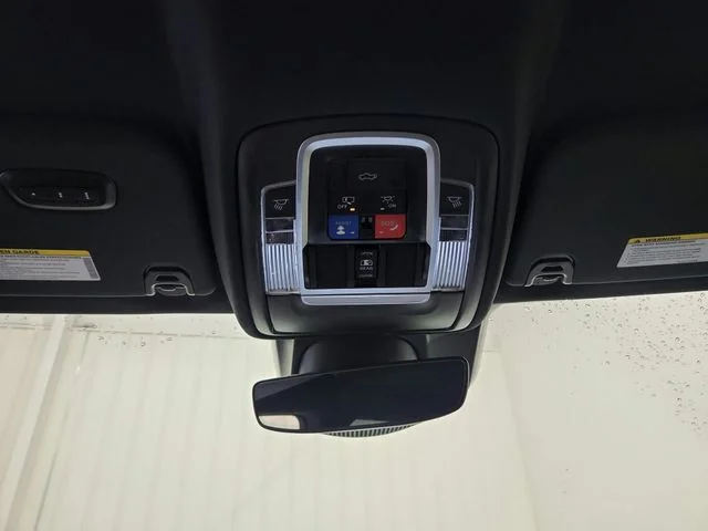 Used 2022  Ram Limited image 27