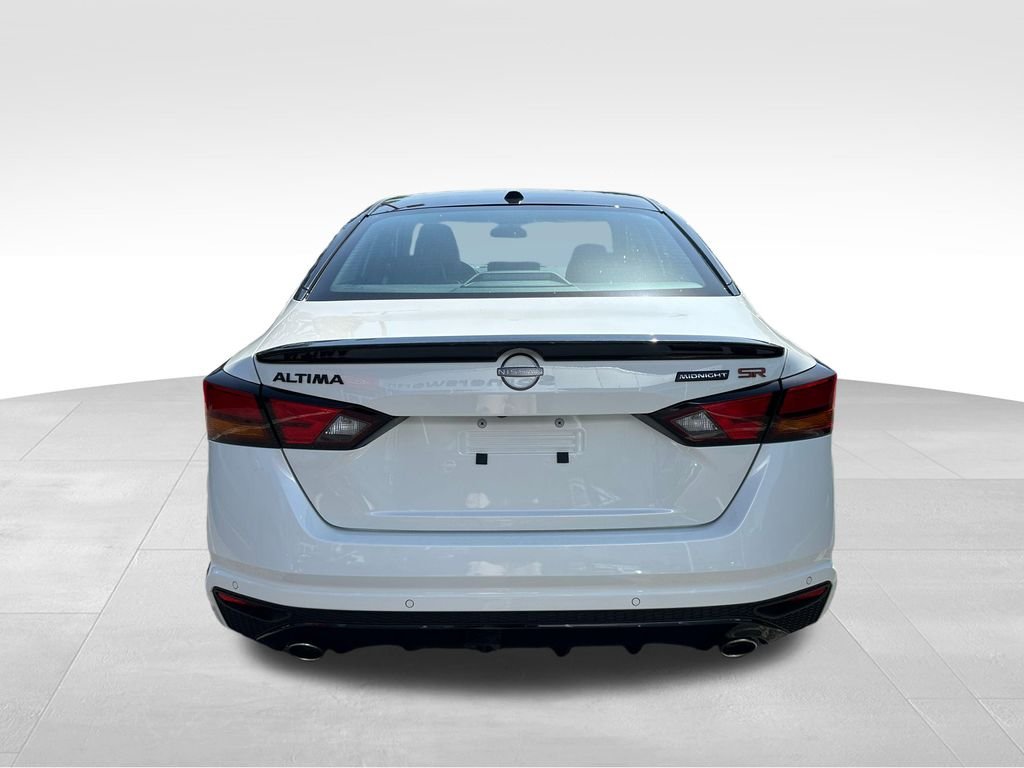 New 2026 White Nissan 2.5 SR image 6