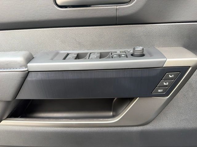 New 2026 Magnetic Gray Metallic Toyota  Platinum image 12
