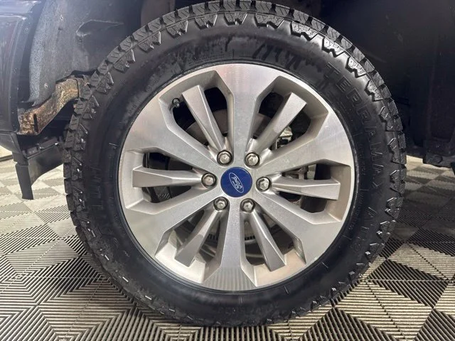 Used 2018 Shadow Black Ford XL image 11