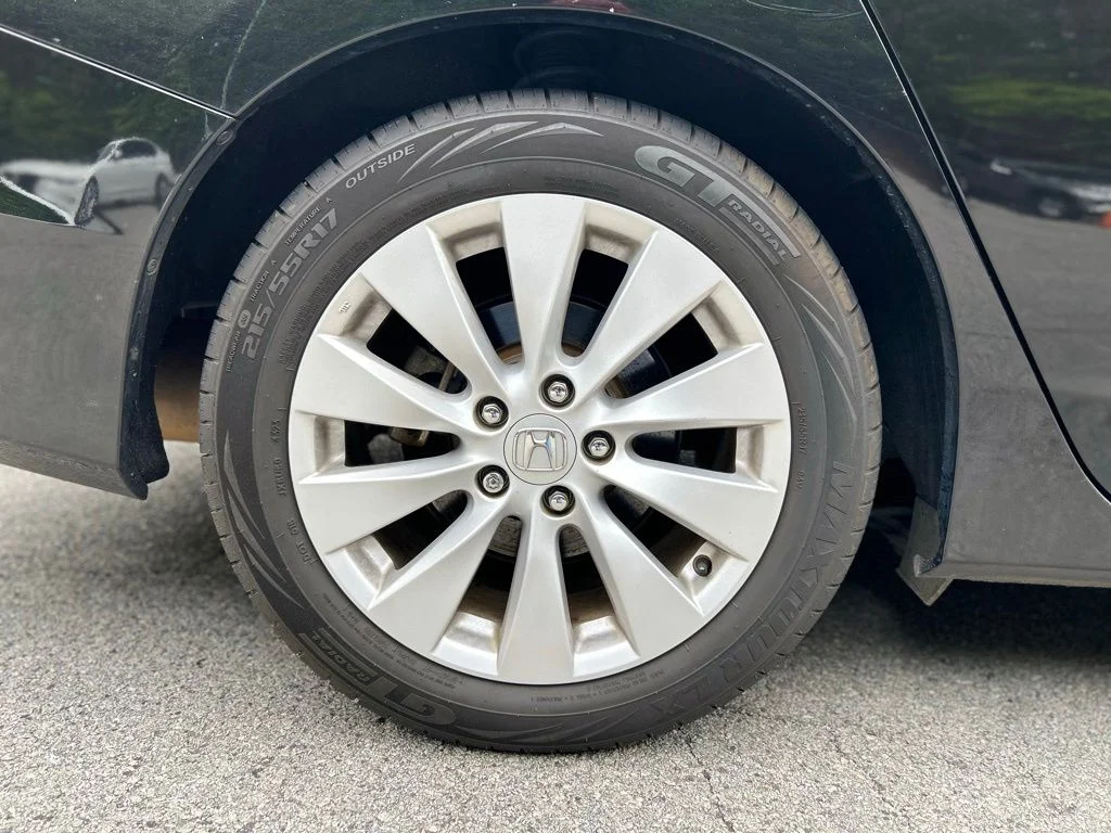 Used 2015 Black Honda EX-L image 18