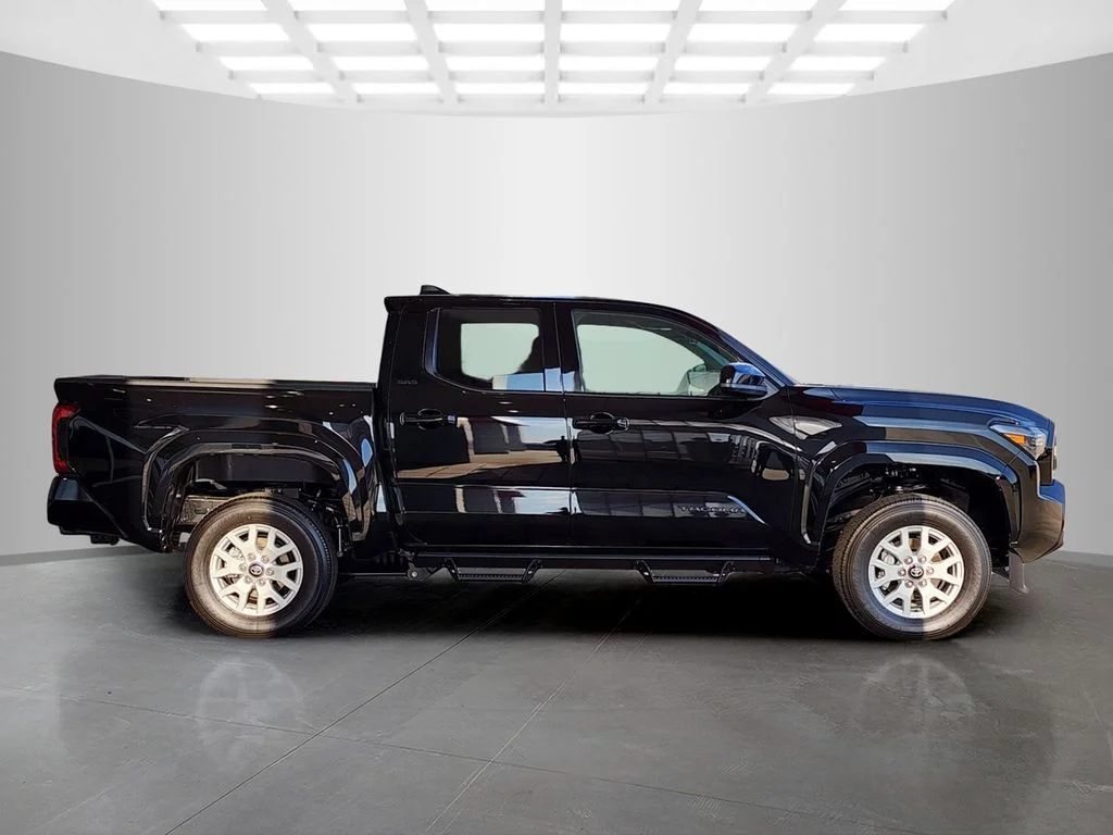 New 2026 Black Toyota  SR5 image 2