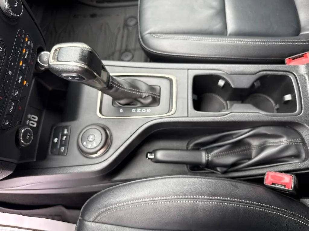 Certified Used 2019 Ingot Silver Ford Lariat image 24