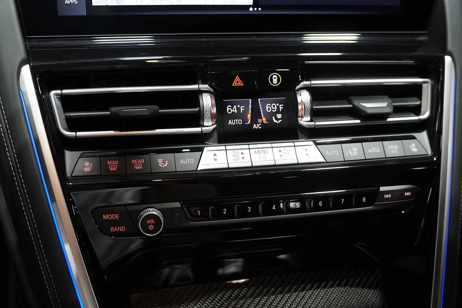 Used 2026 Carbon Black Metallic BMW M850i image 18