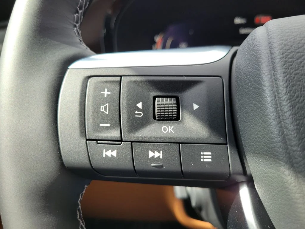 New 2027 2T DEEP EMRLD INFINITI Autograph AWD image 18