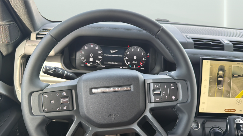 New 2026 Fuji White Land Rover X-Dynamic SE image 25