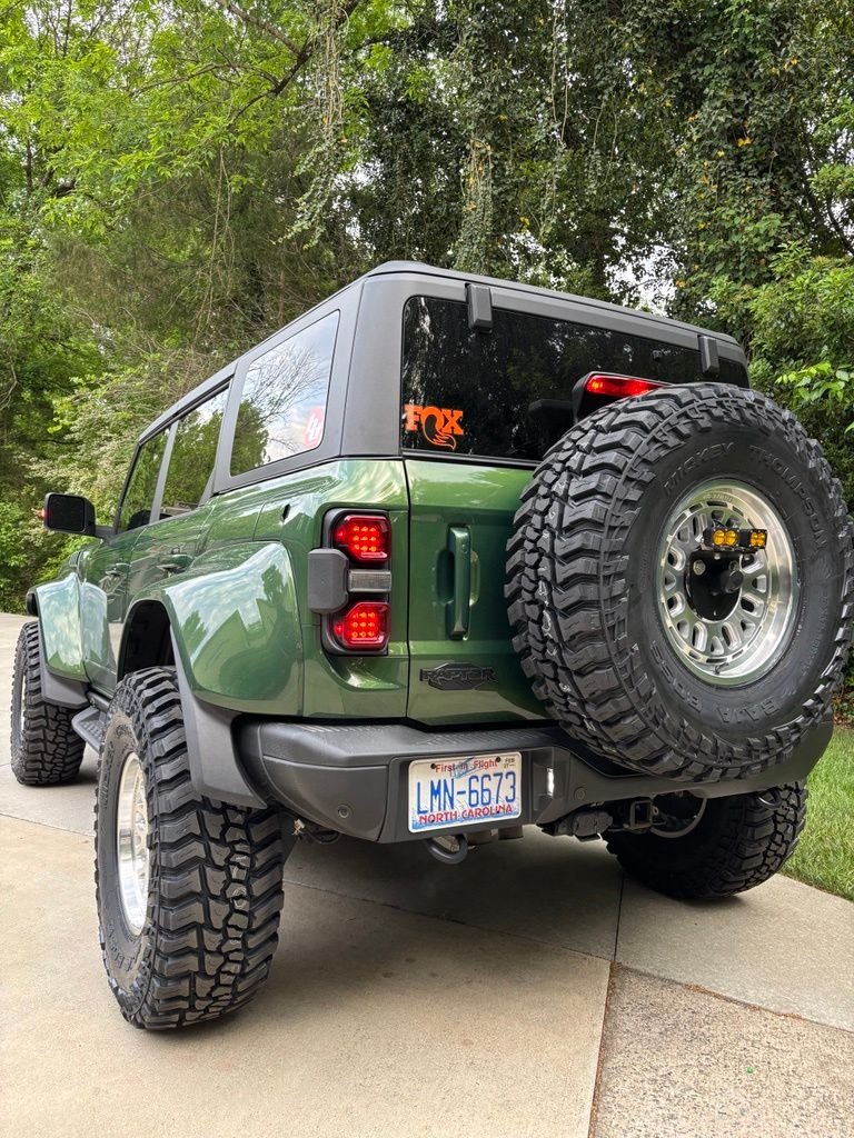 Used 2022 Green Metallic Ford Raptor image 5