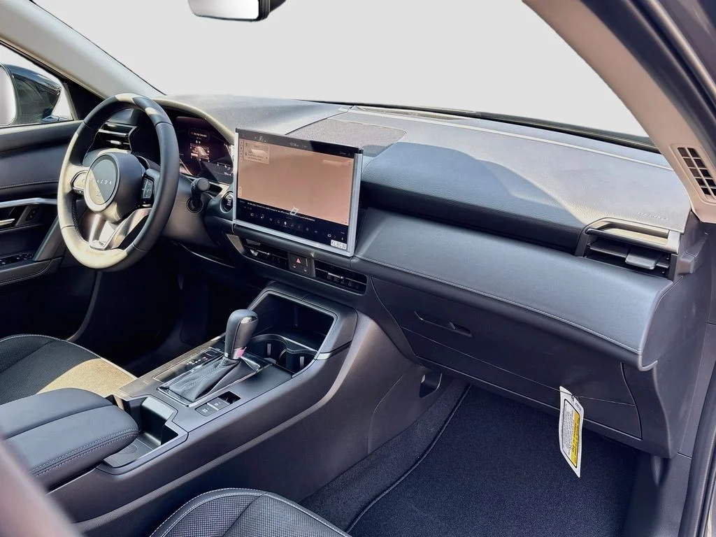 New 2026 Machine Gray Metallic Mazda 2.5 S Select AWD image 28