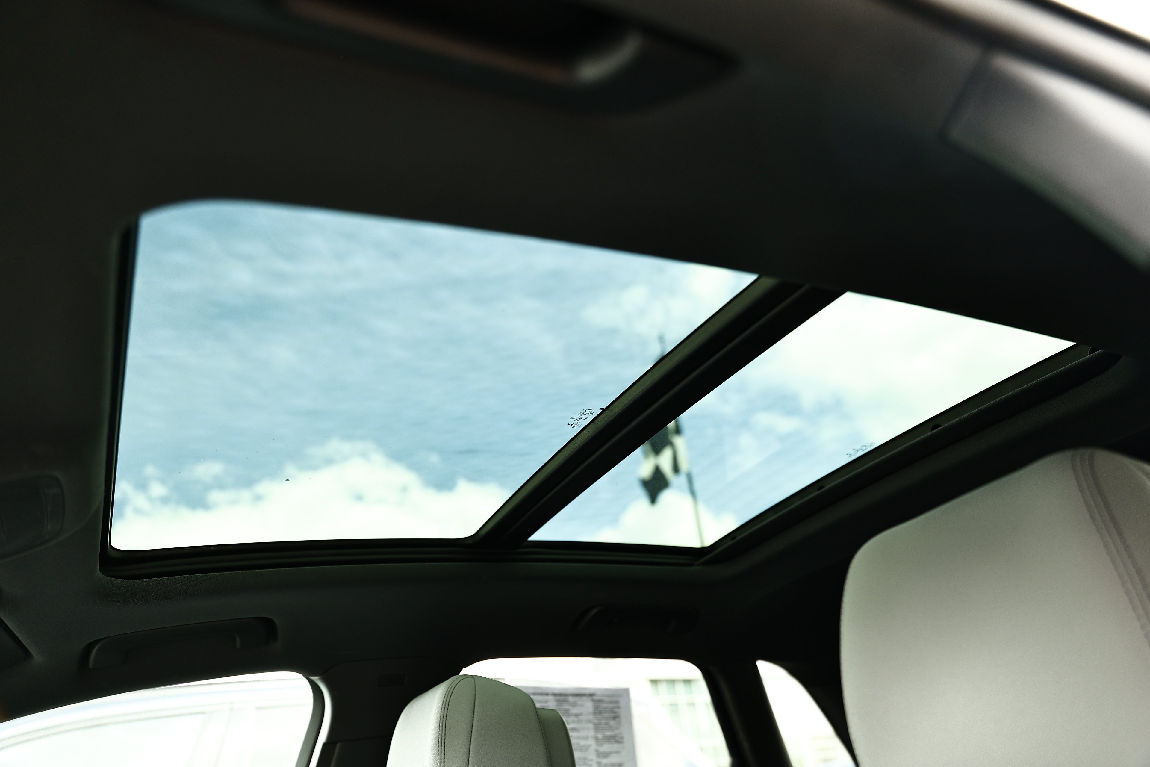 Used 2022 Glacier White Audi Premium Plus image 18