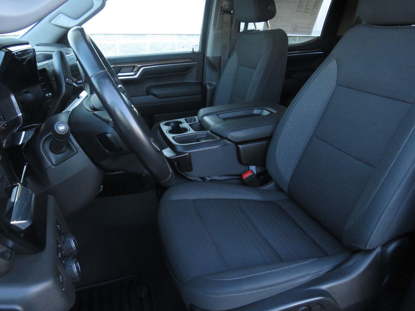 Used 2022 Glacier Blue Metallic Chevrolet LT image 21