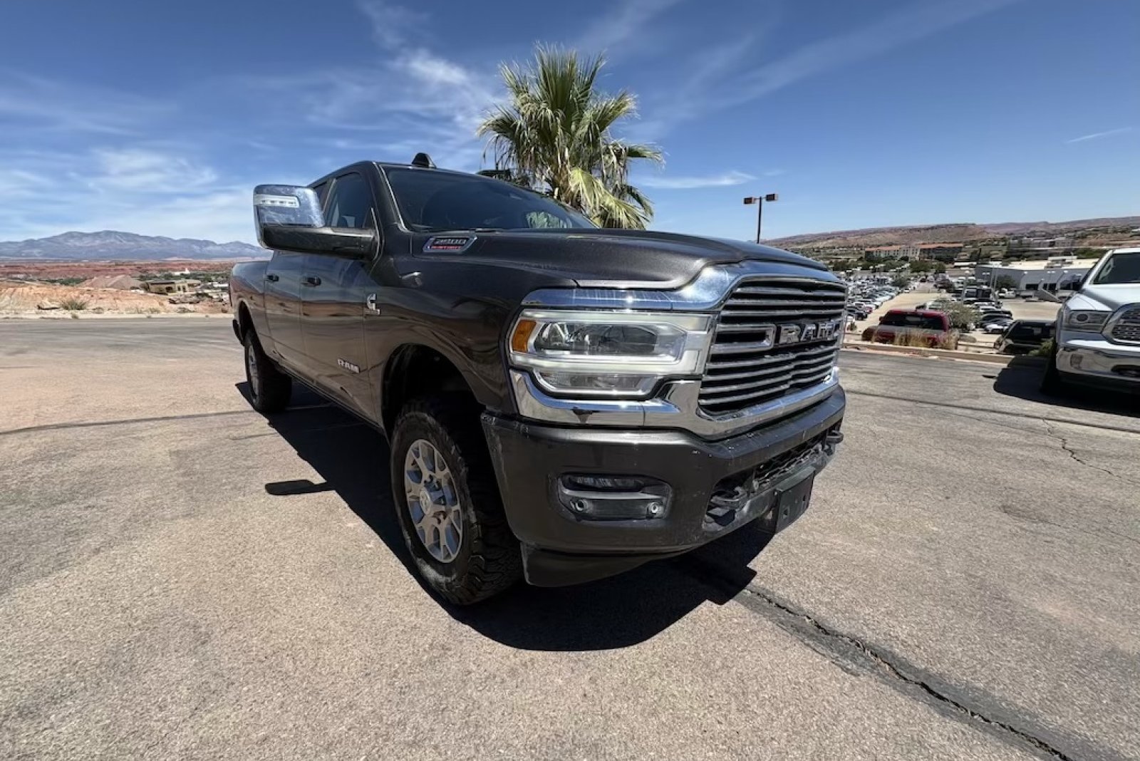 Certified Used 2024 Granite Crystal Metallic Clearcoat Ram Laramie image 8