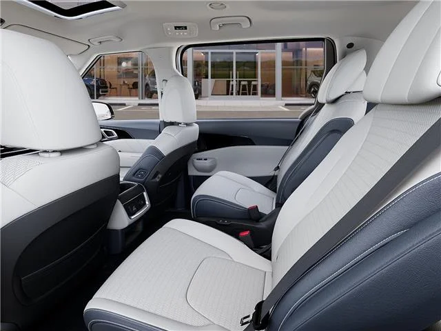 New 2026 Snow White Pearl Kia SX image 45