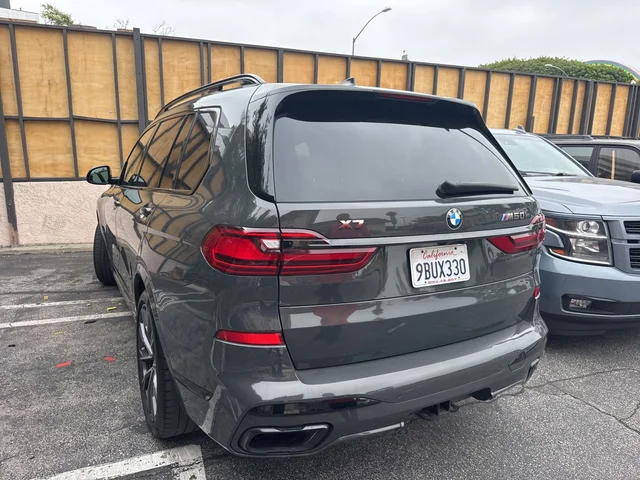 2022 BMW X7 M50i