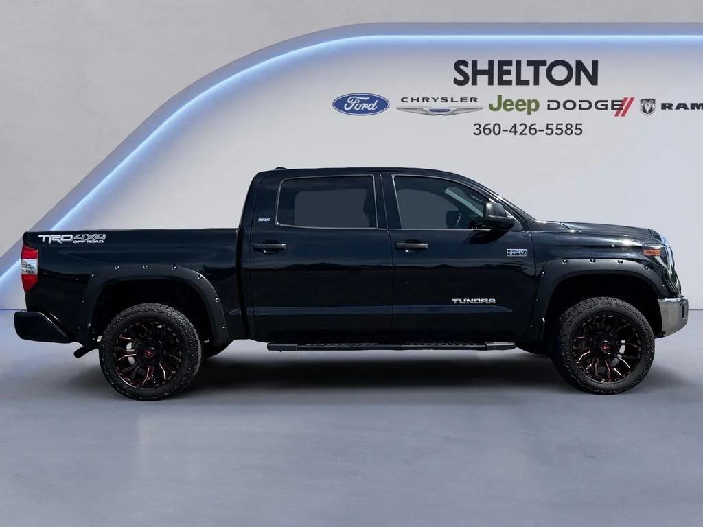 Used 2020 Black Toyota SR5 image 6
