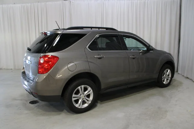 Used 2010 Gray Chevrolet LT image 28