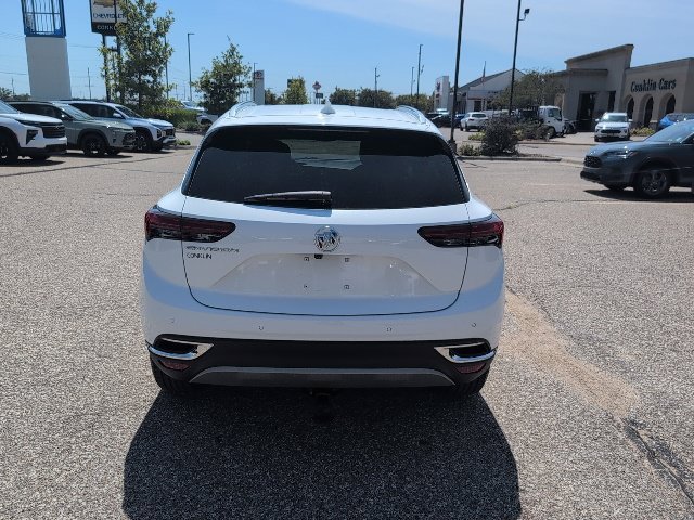 Used 2022 SUMMIT WHITE Buick Preferred image 18