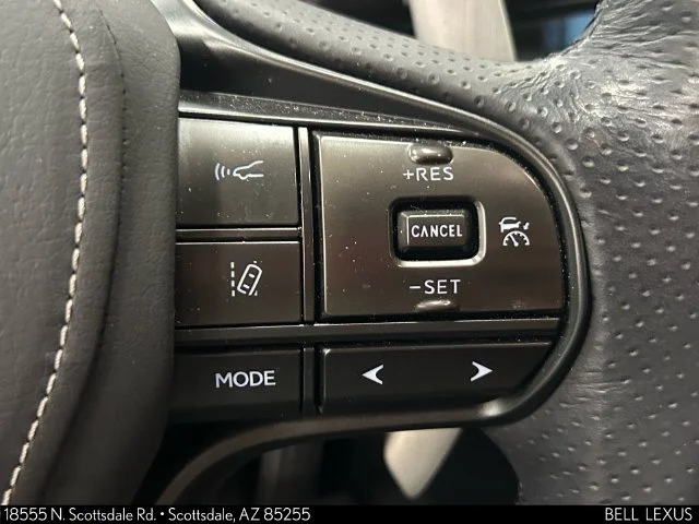 Used 2018 Silver Lexus 500 image 26