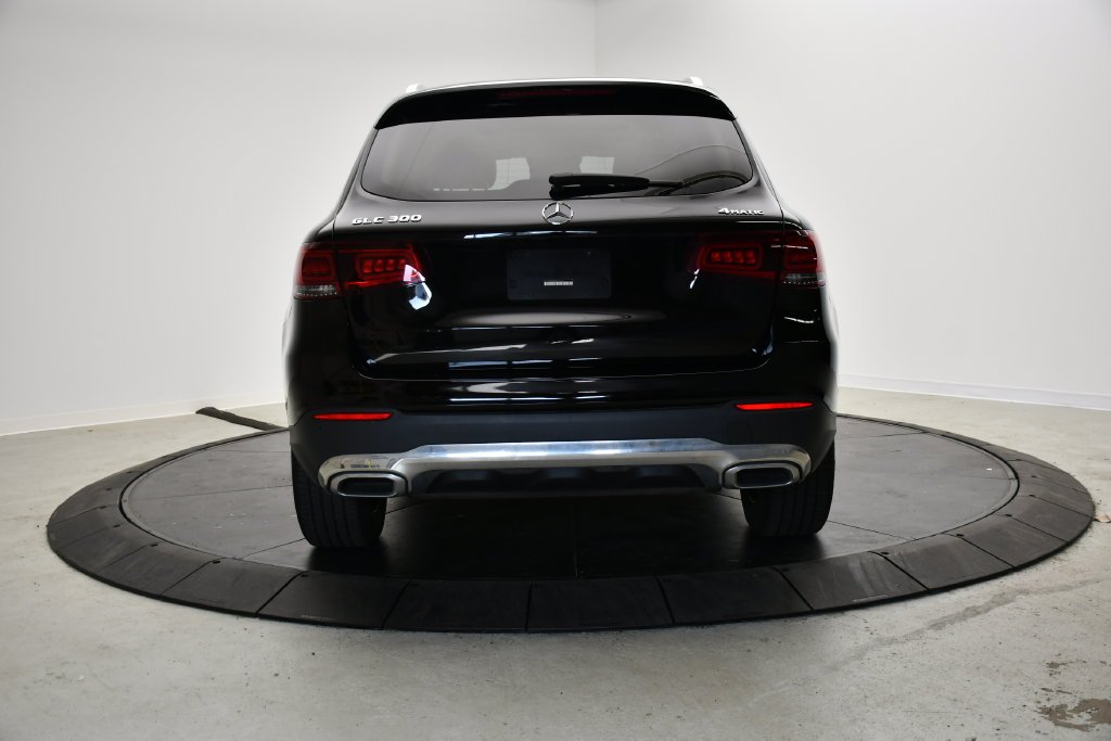 Certified Used 2022 Black Mercedes-Benz GLC 300 image 4