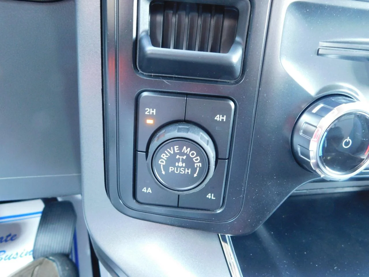 New 2026 Agate Black Metallic Ford Lariat® image 40