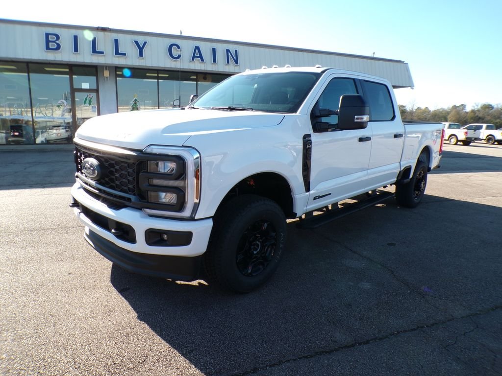 New 2026 Oxford White Ford F-250® XL image 3
