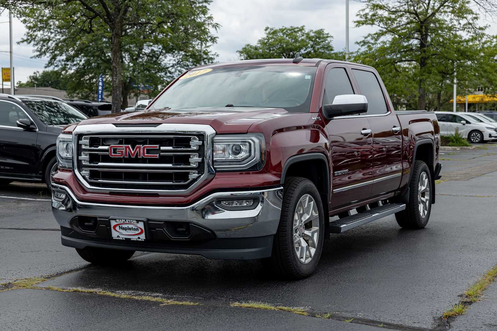 Used 2017 Crimson Red Tintcoat GMC SLT image 3