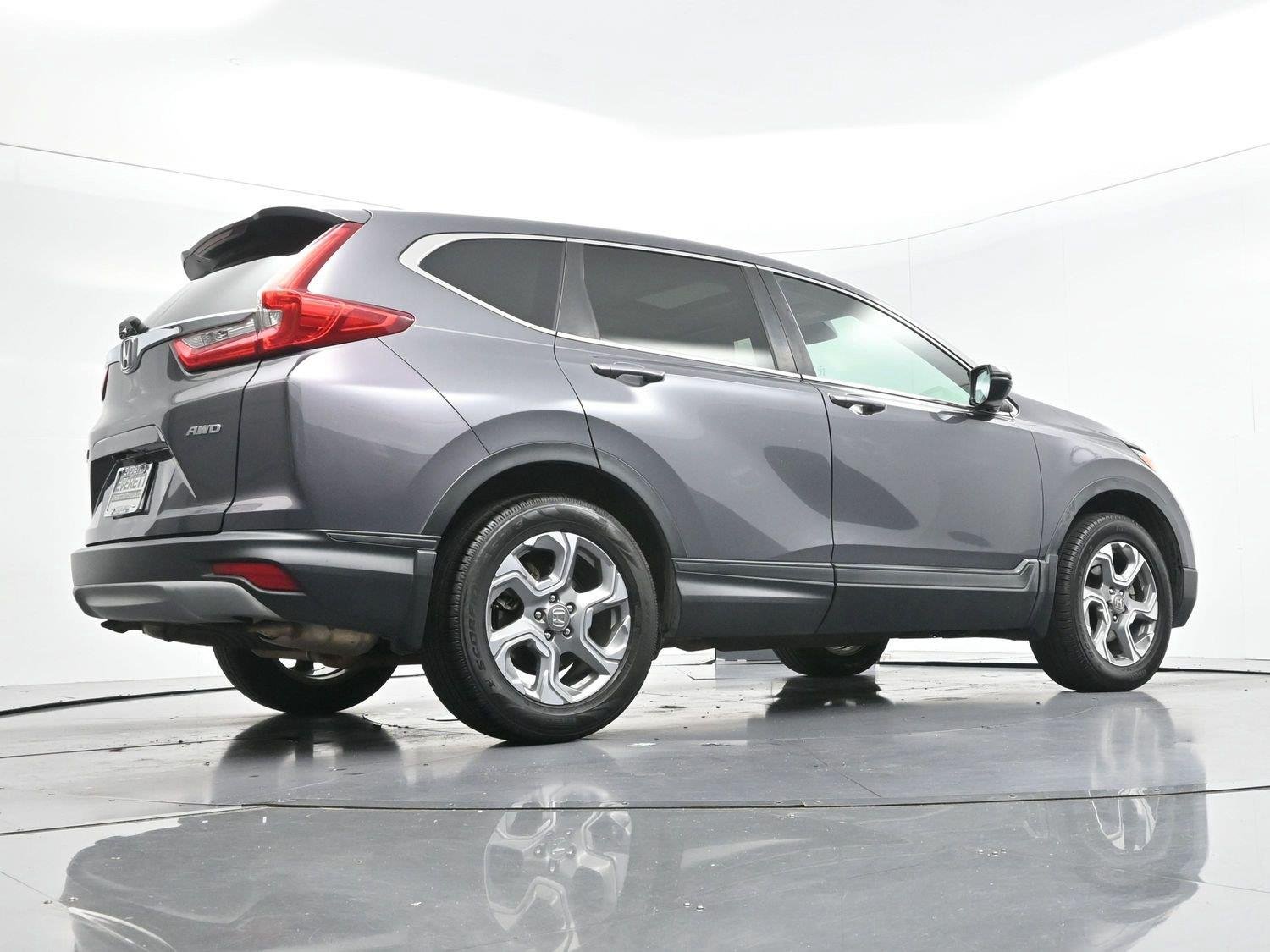 Used 2018 Modern Steel Metallic Honda EX-L image 44