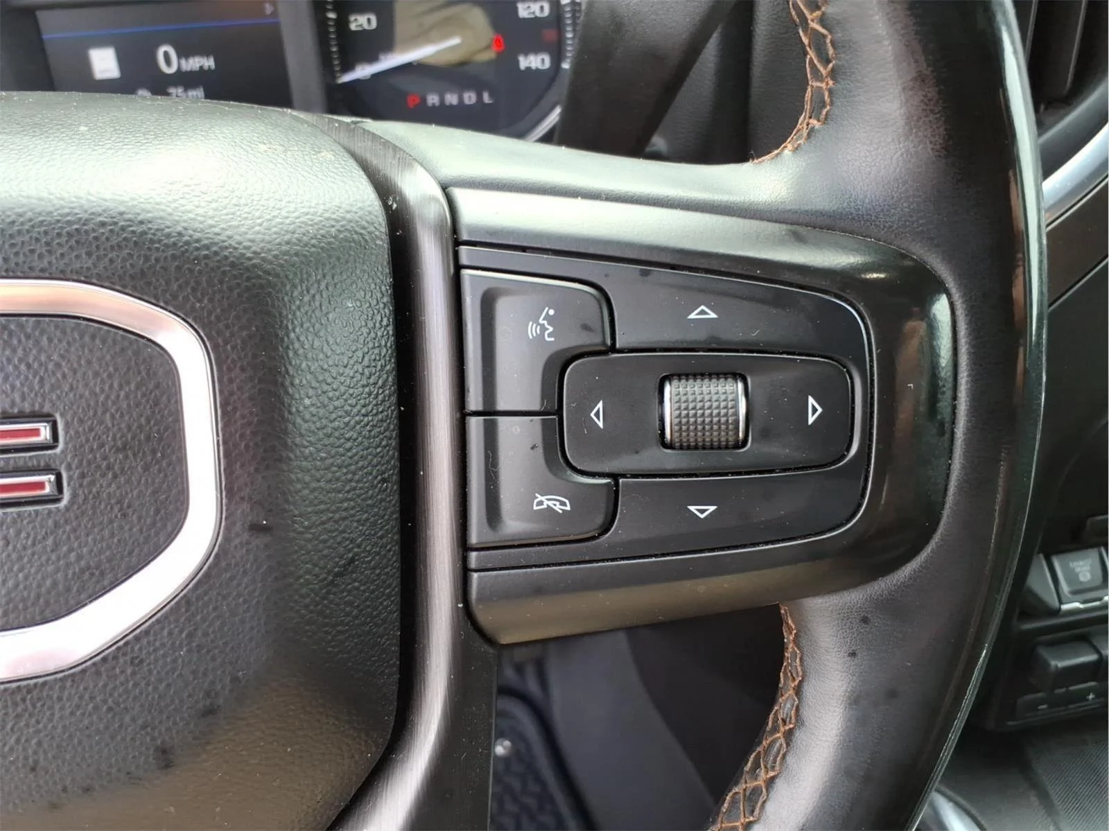 Used 2023 Ebony Twilight Metallic GMC AT4 image 19