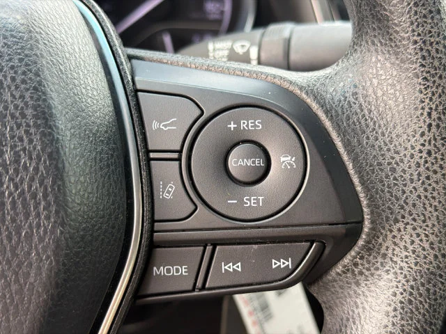 Used 2018 Blue Toyota LE image 25