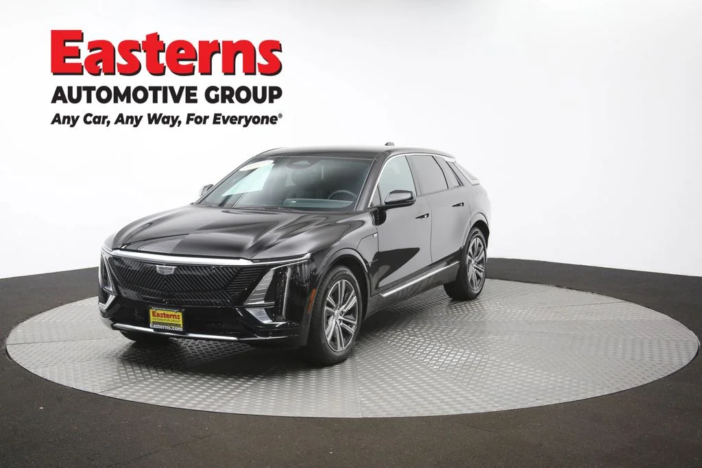 Used 2025 Black Cadillac Luxury image 56