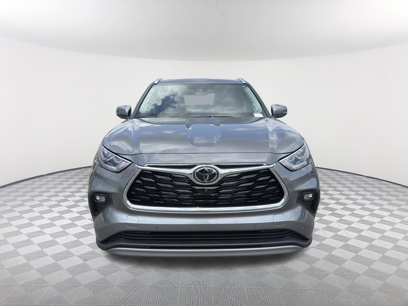 New 2026 Heavy Metallic Toyota Hybrid Platinum image 2