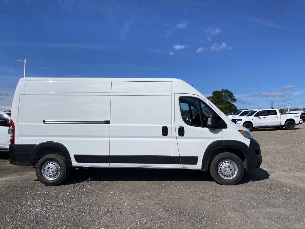 New 2026 Bright White Clear-Coat Exterior Paint RAM High Roof image 2