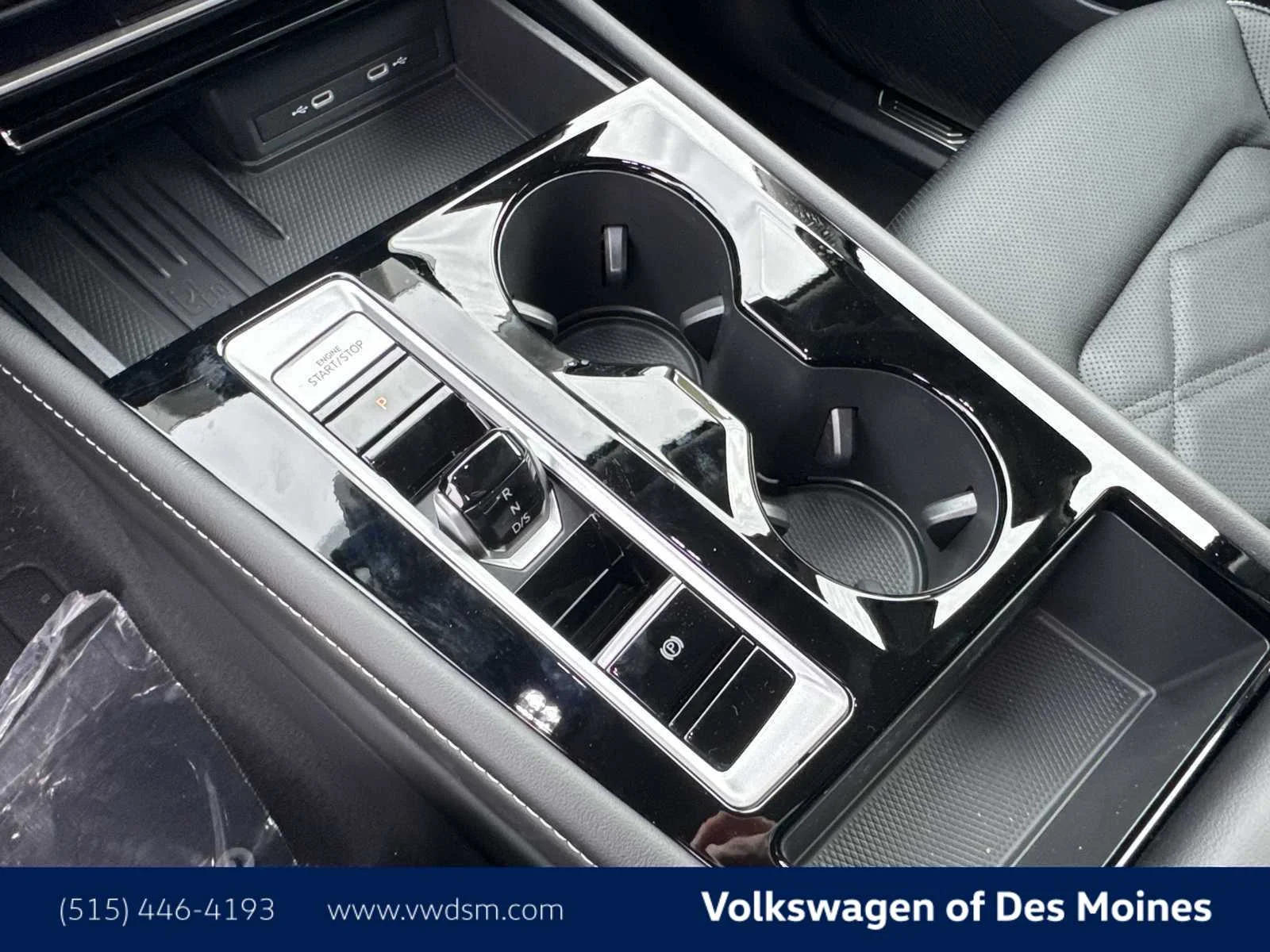 2026 Volkswagen Atlas SE w/Tech - Photo 17