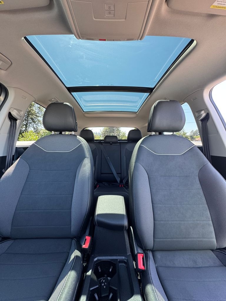 Used 2024 Platinum Gray Metallic Volkswagen 1.5T SE image 23