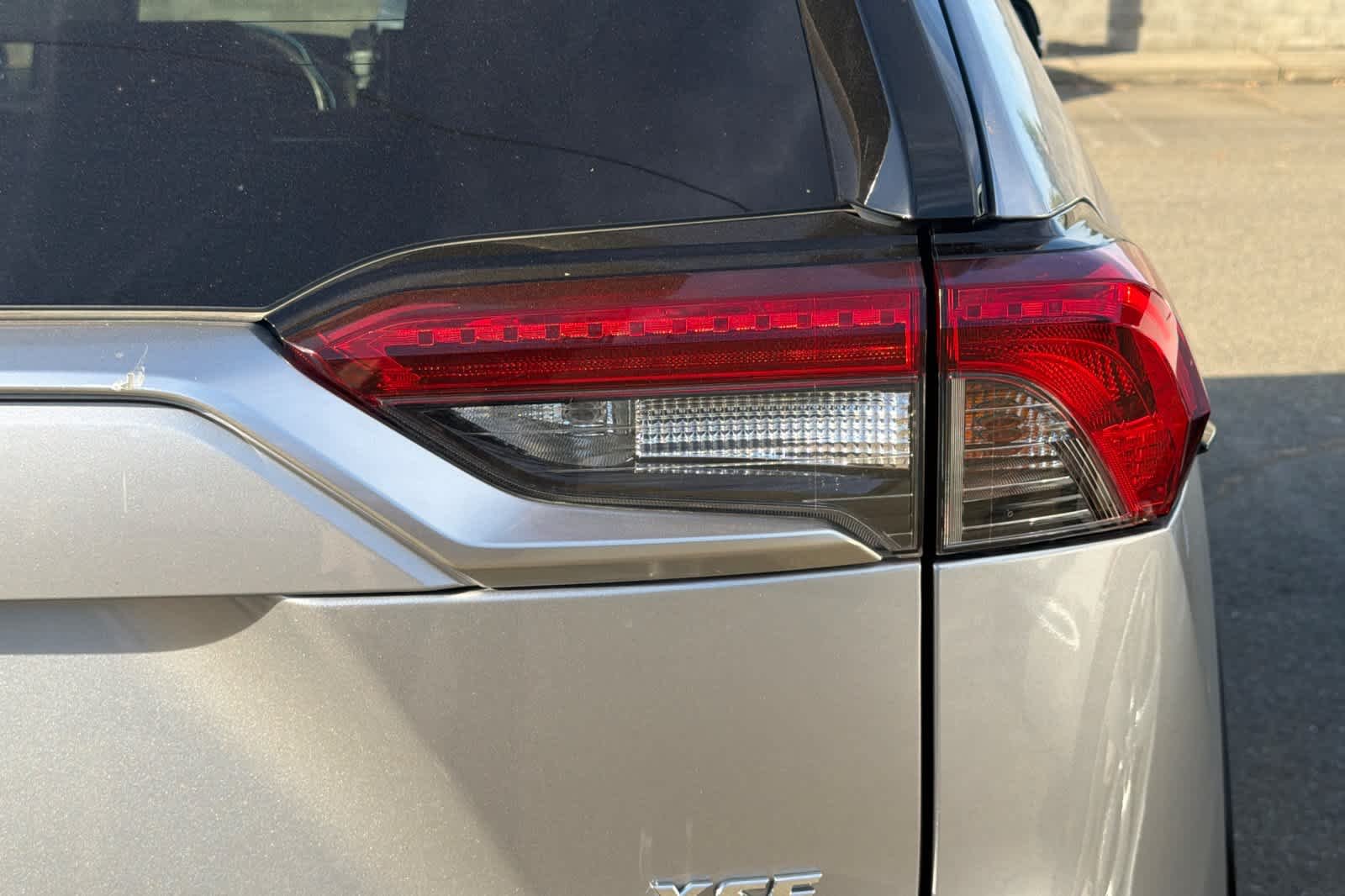 Used 2019 Silver Sky Metallic w/Black Roof Toyota Hybrid XSE image 17