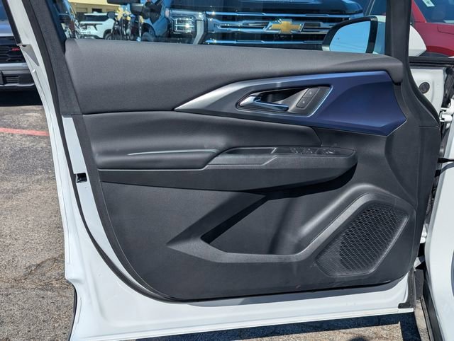 New 2026 Summit White Chevrolet LT image 12