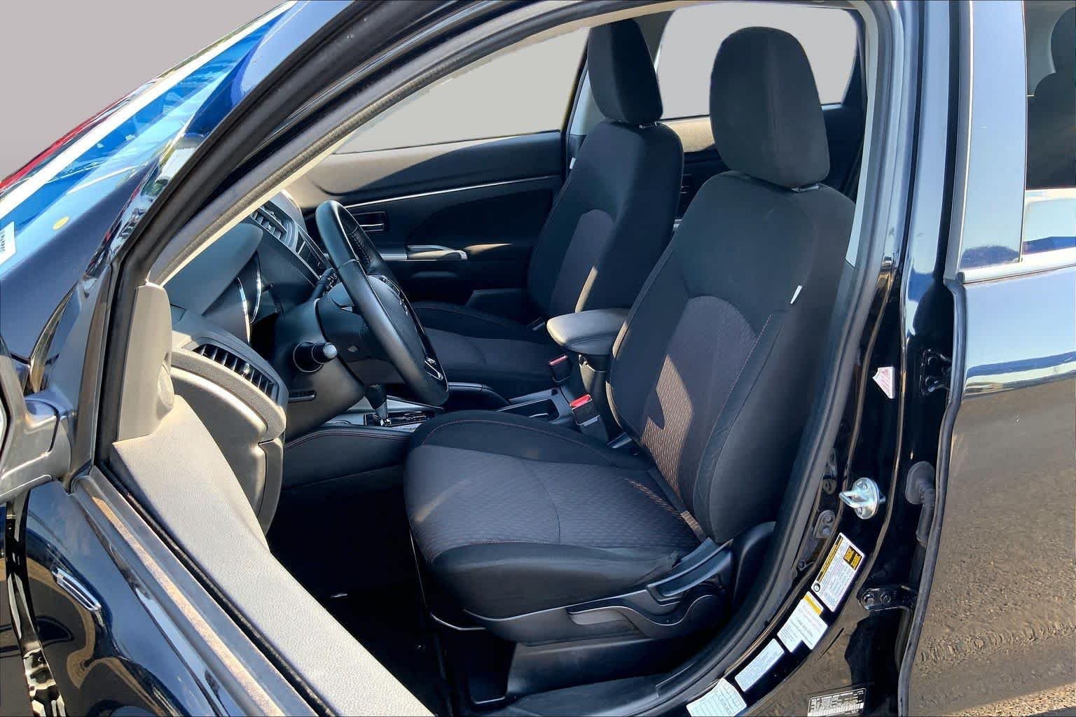 Pre-Owned 2019 Mitsubishi Outlander Sport SE 2.0