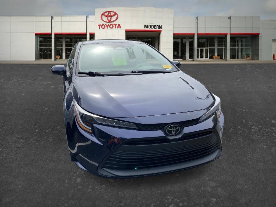 Used 2023 Blueprint Toyota LE image 7