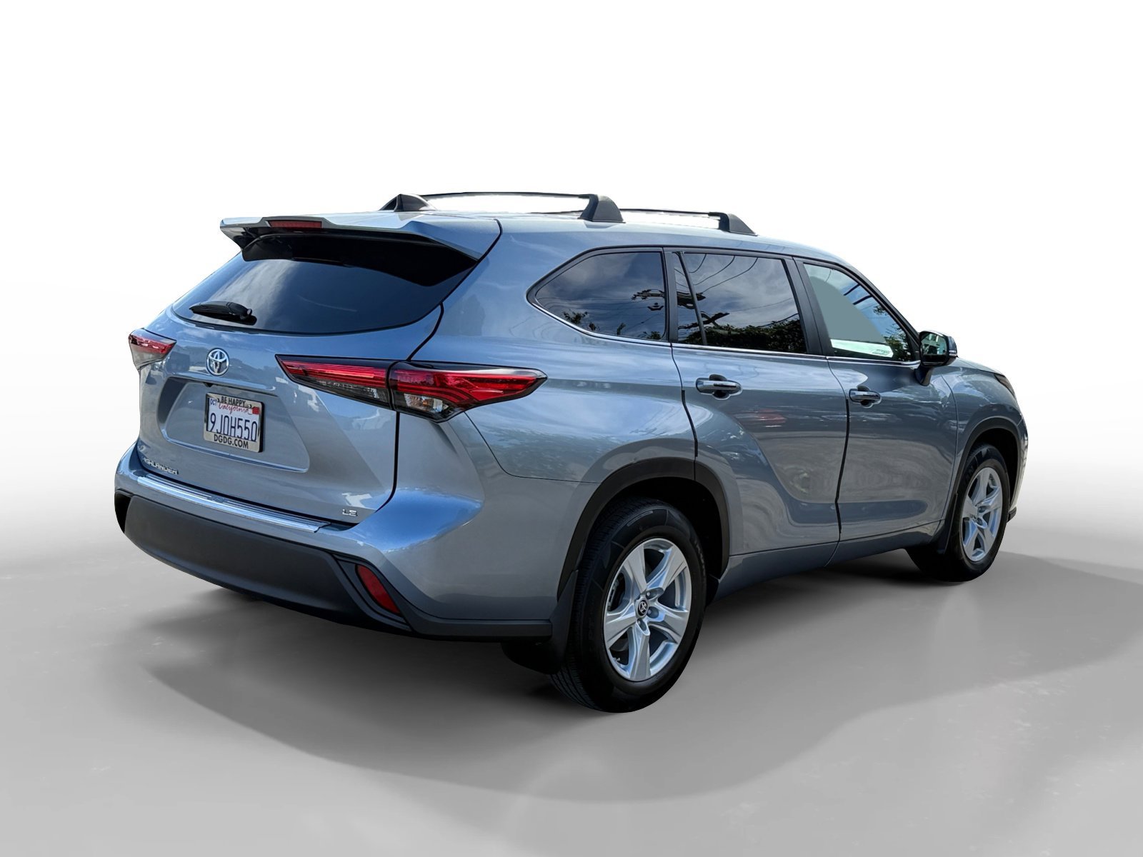 Used 2023 Moon Dust Toyota LE image 5