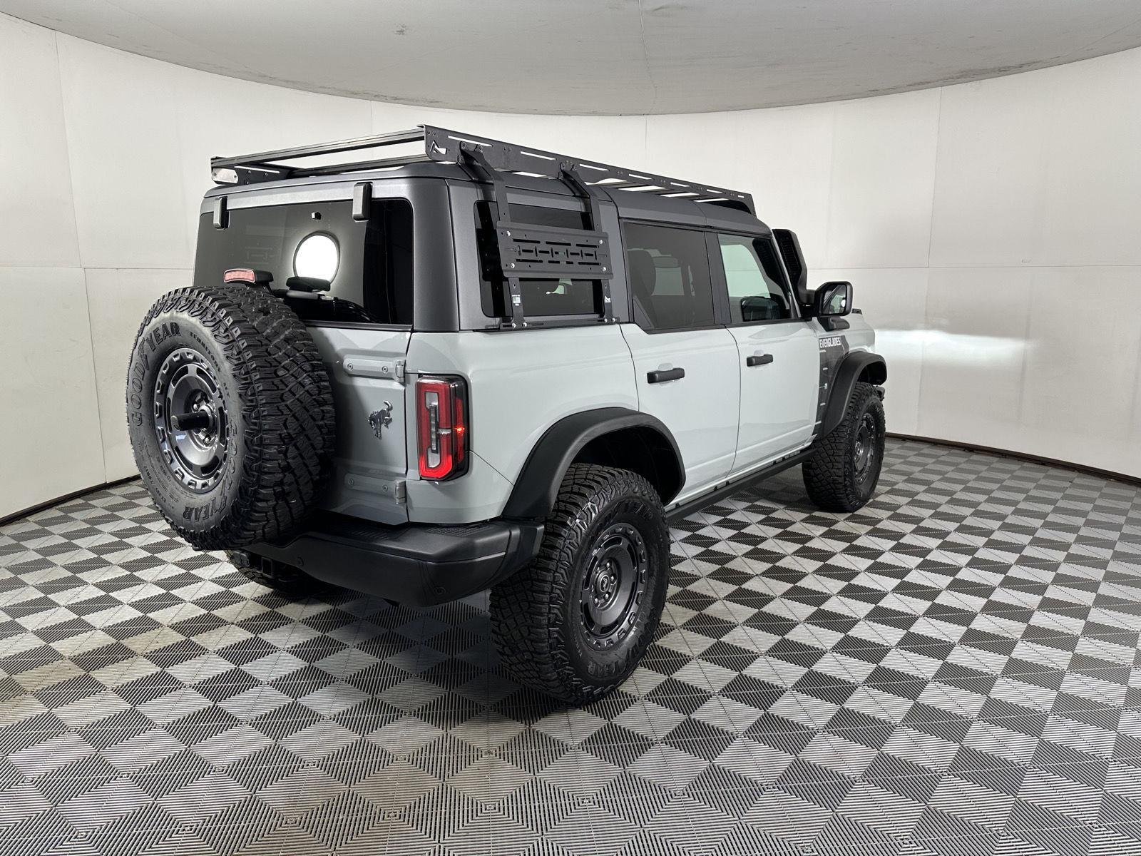 Used 2023 Cactus Gray Ford Everglades Advanced image 21