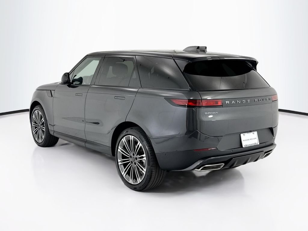 New 2026 Carpathian Grey Land Rover SE image 7