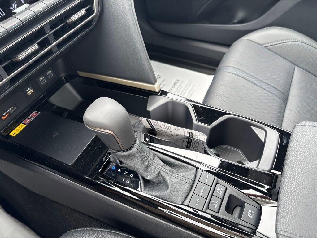 New 2026 Ocean Gem Toyota XSE image 13