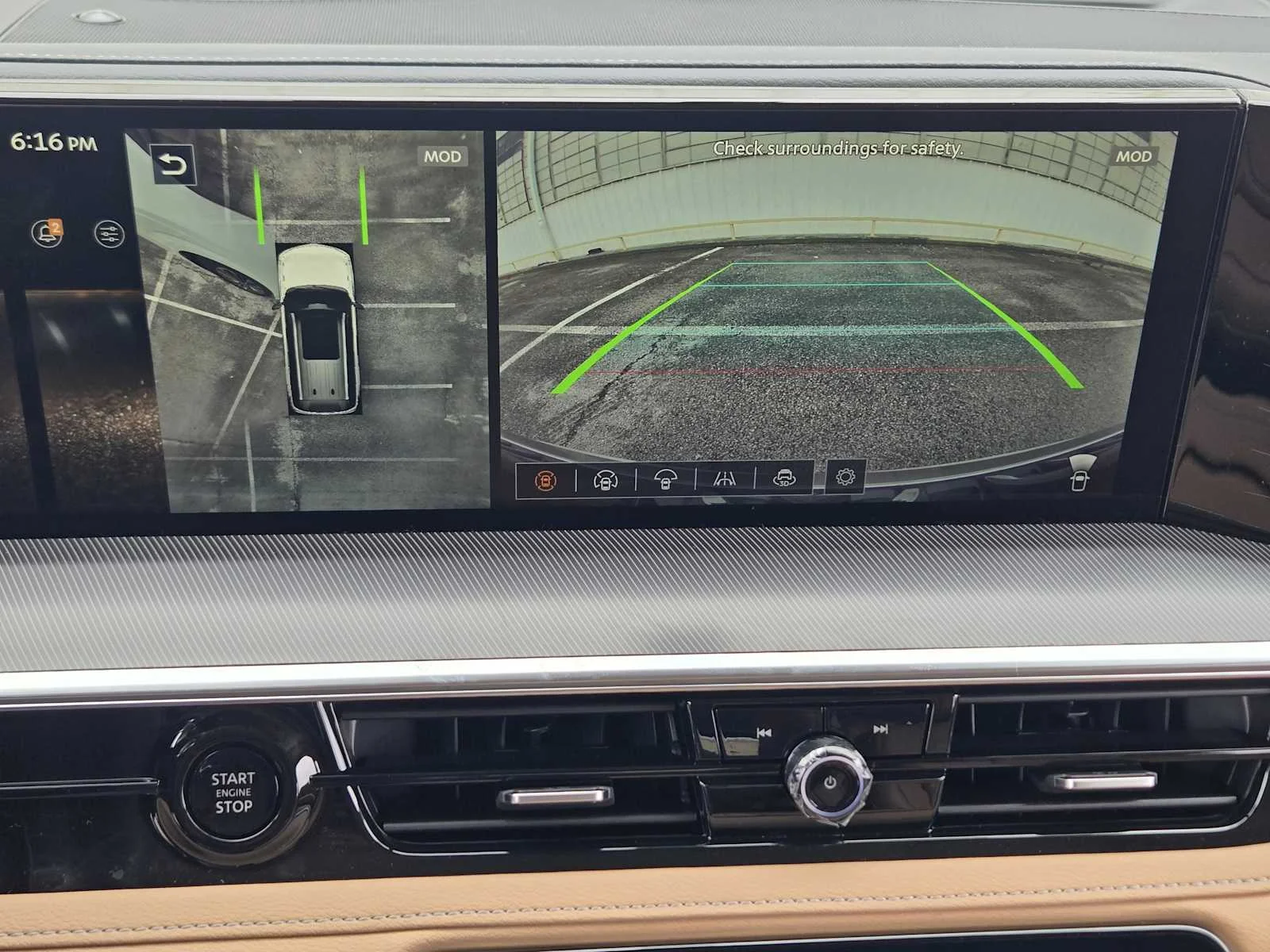 New 2026 RADIANT WHITE INFINITI Luxe 2WD image 12