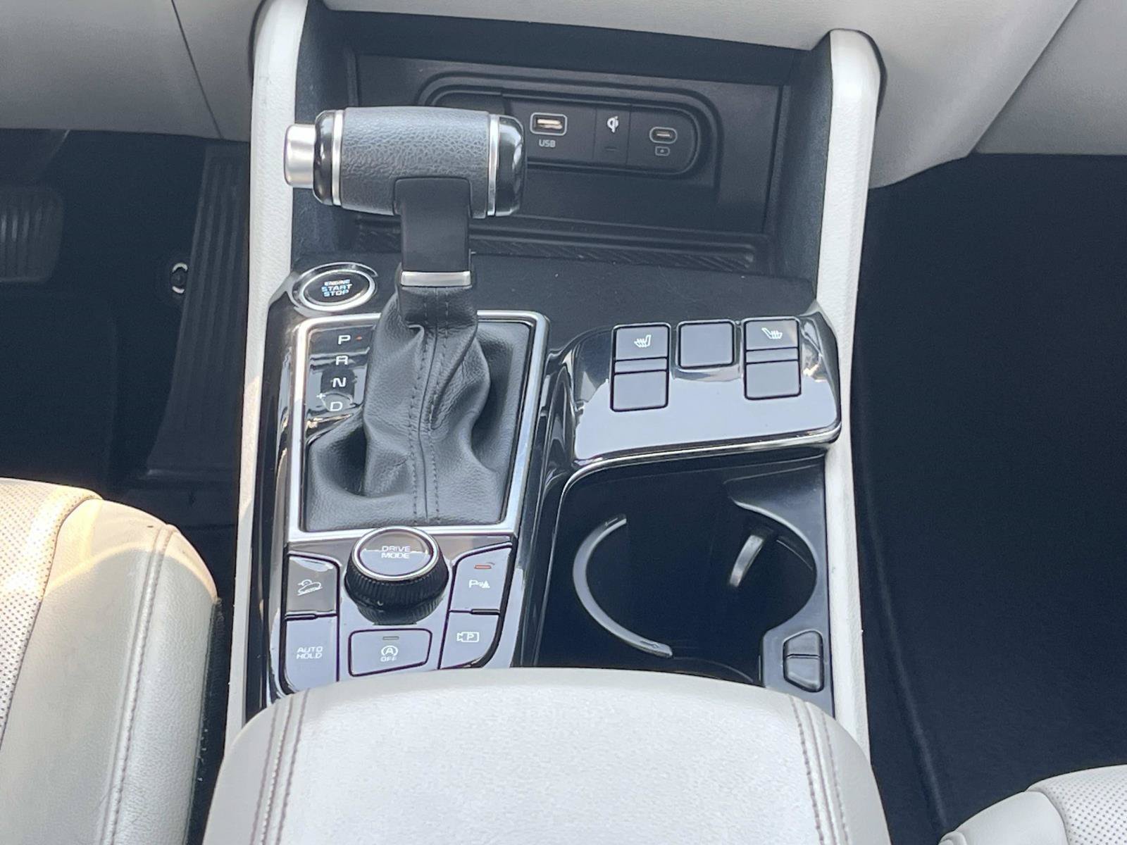 Used 2023 Gravity Gray Kia EX image 11