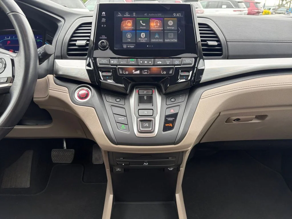 Used 2019  Honda EX-L image 12