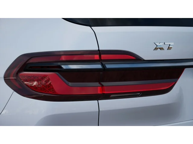 New 2027 Mineral White Metallic BMW M60i image 8