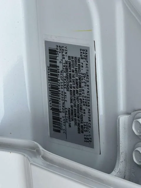 Used 2024 Fresh Powder Nissan SV image 17