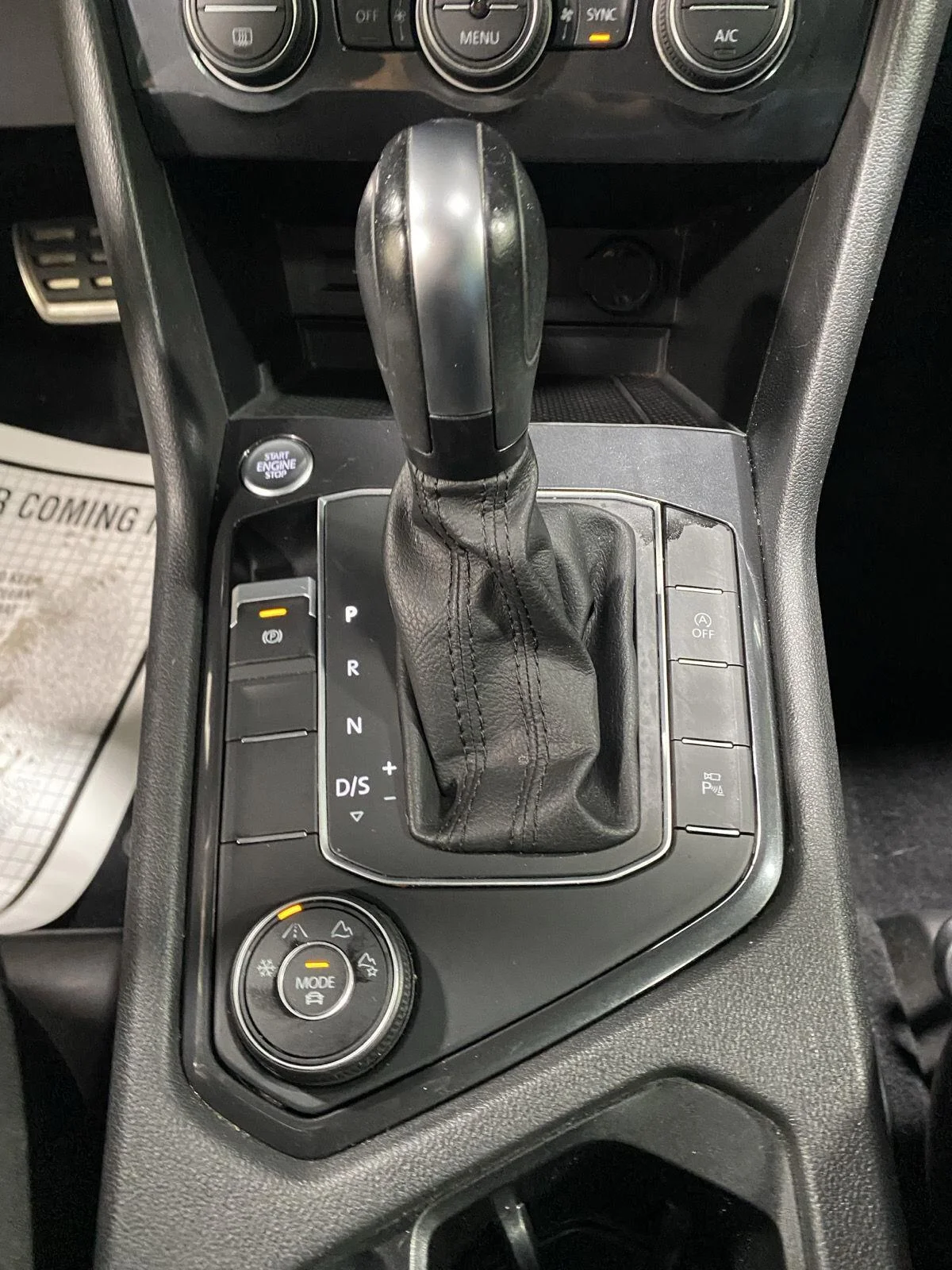 Used 2020 Deep Black Pearl Volkswagen SEL Premium R-Line image 30