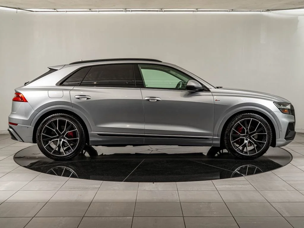 Used 2019 Florett Silver Metallic Audi 3.0T Prestige image 4
