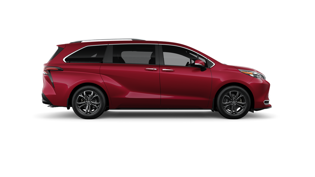 New 2026 Ruby Flare Pearl Toyota Platinum image 12