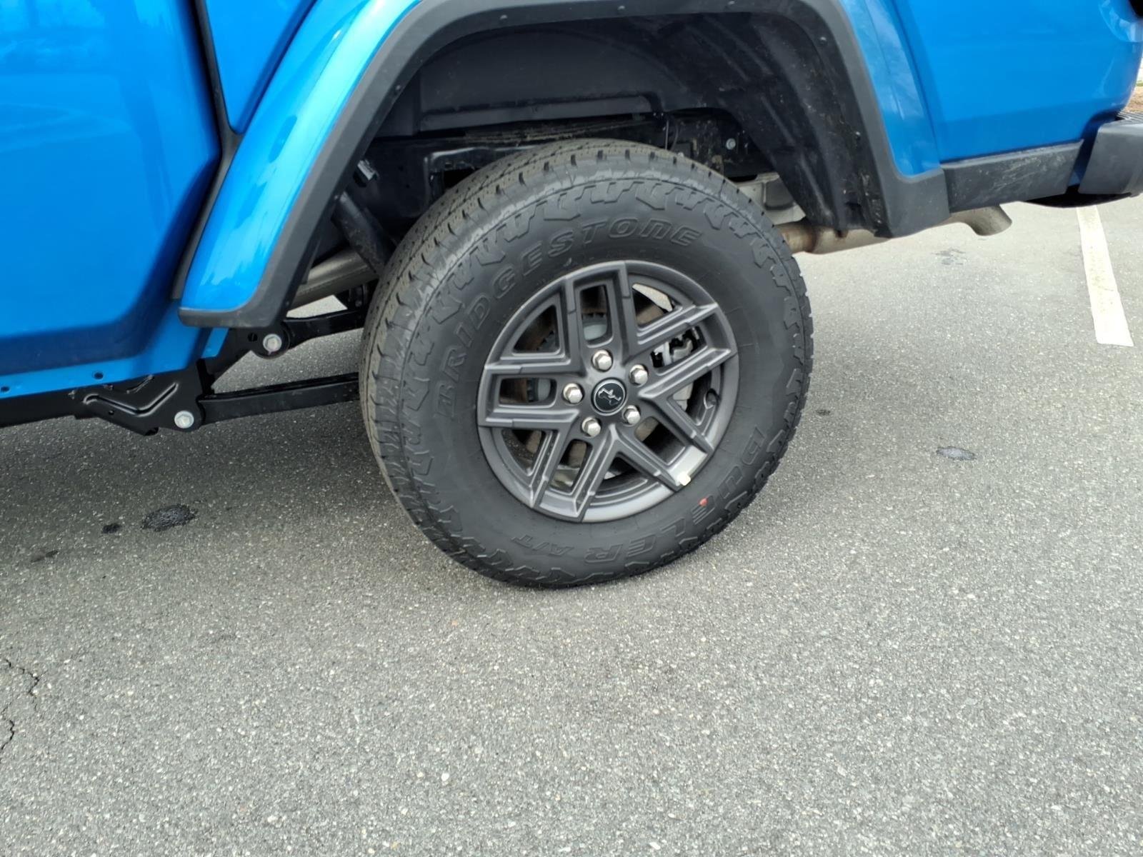 New 2026 Hydro Blue Pearl-Coat Exterior Paint Jeep Sport S image 11